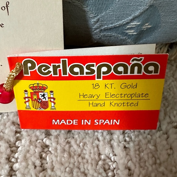 Vintage double strand hand knotted pearl necklace from Mallorca 2 cameo brooches - Picture 12 of 16